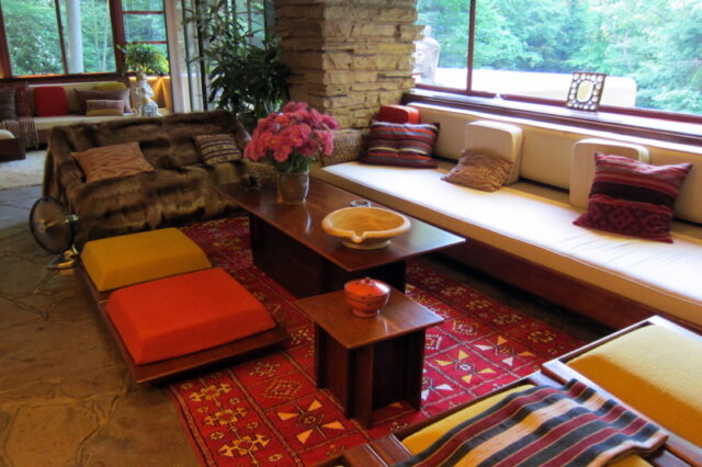 The Beneficial Features Of Banquette Seating